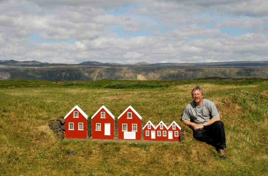 Iceland’s Elf Lobby: When Mythology Meets Urban Planning
