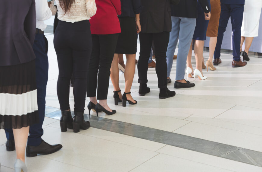 The Curious Case of Nordic Queuing Etiquette