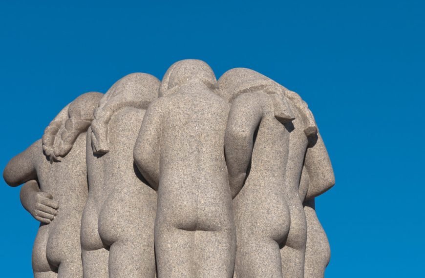 The Nordics and Nudity: Summertime!